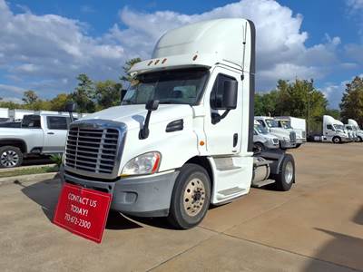 Freightliner Cascadia 113 Single Axle Day Cab Truck - 410HP, 12 Speed Automatic