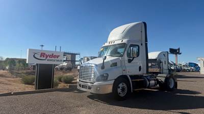 Freightliner Cascadia 113 Single Axle Day Cab Truck - 410HP, 12 Speed Automatic