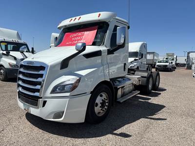 Freightliner Cascadia 116 Day Cab Truck - 470HP, 12 Speed Automatic