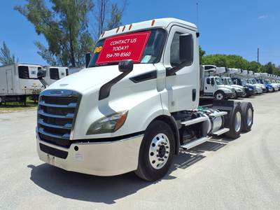 Freightliner Cascadia 116 Day Cab Truck - 410HP, 12 Speed Automatic