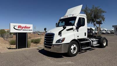 Freightliner Cascadia 116 Single Axle Day Cab Truck - 450HP, 12 Speed Automatic