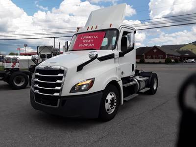 Freightliner Cascadia 126 Single Axle Day Cab Truck - 410HP, 12 Speed Automatic