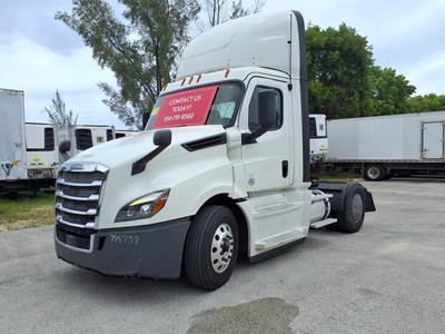 Freightliner Cascadia 126 Single Axle Day Cab Truck - 12 Speed Automatic