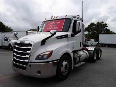 Freightliner Cascadia 126 Day Cab Truck - 500HP, 13 Speed Automatic