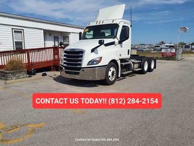 Freightliner Cascadia 126 Day Cab Truck - 505HP, 12 Speed Automatic