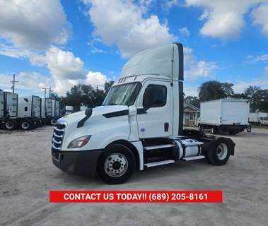 Freightliner Cascadia 126 Single Axle Day Cab Truck - 410HP, 12 Speed Automatic