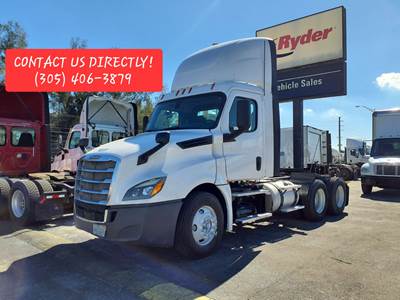 Freightliner Cascadia 126 Day Cab Truck - 450HP, 12 Speed Automatic