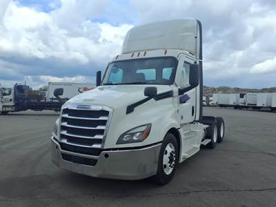 Freightliner Cascadia 126 Day Cab Truck - 450HP, 10 Speed Manual