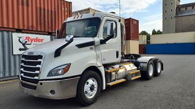 Freightliner Cascadia 126 Day Cab Truck - 500HP, 13 Speed Manual