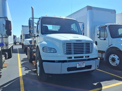 Freightliner M2 106 Day Cab Truck - 350HP, 6 Speed Automatic