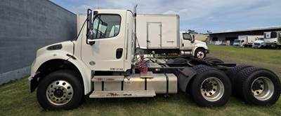 Freightliner M2 106 Day Cab Truck - 350HP, 6 Speed Automatic