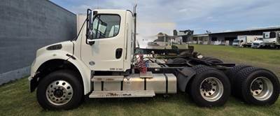 Freightliner M2 106 Day Cab Truck - 350HP, 6 Speed Automatic