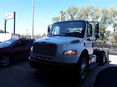 Freightliner M2 106 Day Cab Truck - 350HP, 6 Speed Automatic