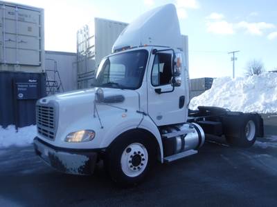 Freightliner M2 112 Single Axle Day Cab Truck - 10 Speed Manual