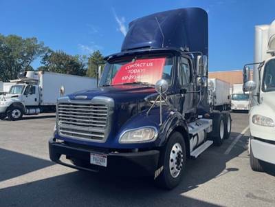 Freightliner M2 112 Day Cab Truck - 450HP, 10 Speed Automatic