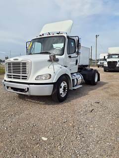 Freightliner M2 112 Single Axle Day Cab Truck - 410HP, 10 Speed Manual