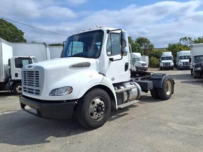 Freightliner M2 112 Single Axle Day Cab Truck - 350HP, 10 Speed Manual