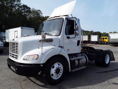 Freightliner M2 112 Single Axle Day Cab Truck - 370HP, 6 Speed Automatic