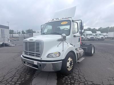 Freightliner M2 112 Single Axle Day Cab Truck - 370HP, 6 Speed Automatic