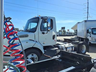 Freightliner M2 112 Single Axle Day Cab Truck - 370HP, 6 Speed Automatic