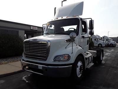 Freightliner M2 112 Single Axle Day Cab Truck - 370HP, 6 Speed Automatic