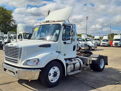 Freightliner M2 112 Single Axle Day Cab Truck - 370HP, 6 Speed Automatic