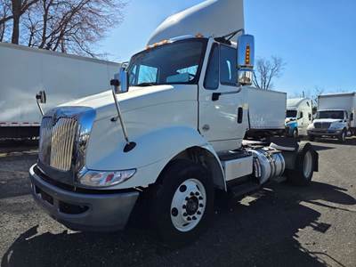 International 8600 (4X2) Single Axle Day Cab Truck - 365HP, 6 Speed Automatic