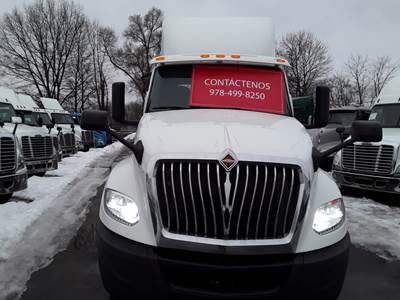 International LT625 Day Cab Truck - 10 Speed Automatic
