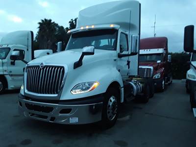 International LT625 Day Cab Truck - 400HP, 10 Speed Automatic