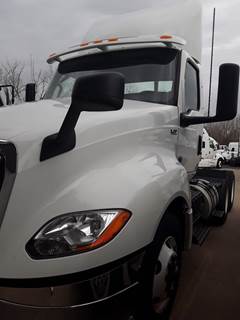 International LT625 Day Cab Truck - 400HP, 10 Speed Automatic