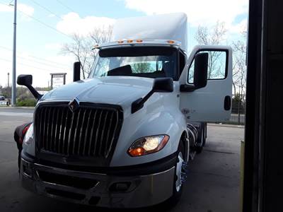 International LT625 Day Cab Truck - 400HP, 10 Speed Automatic