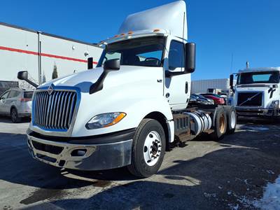 International LT625 Day Cab Truck - 10 Speed Automatic
