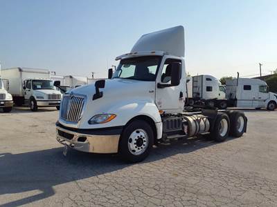 International LT625 Day Cab Truck - 450HP, 12 Speed Automatic