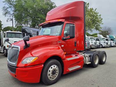 International LT625 Day Cab Truck - 400HP, 10 Speed Automatic