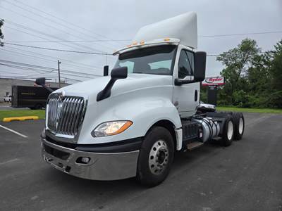 International LT625 Day Cab Truck - 400HP, 10 Speed Automatic