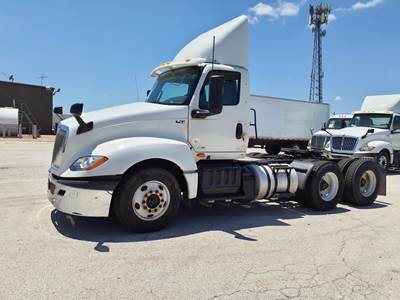 International LT625 Day Cab Truck - 430HP, 10 Speed Automatic