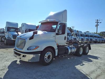 International LT625 Day Cab Truck - 400HP, 10 Speed Automatic