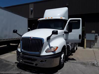 International LT625 Day Cab Truck - 430HP, 10 Speed Automatic