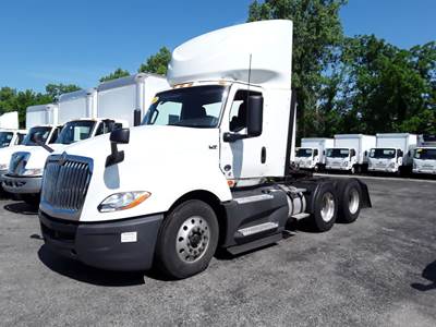 International LT625 Day Cab Truck - 400HP, 12 Speed Automatic
