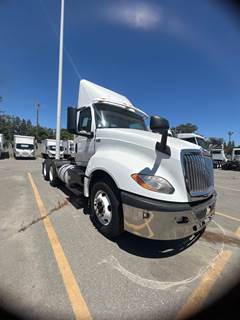International LT625 Day Cab Truck - 430HP, 10 Speed Automatic
