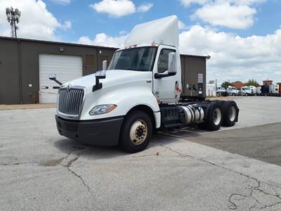 International LT625 Day Cab Truck - 400HP, 10 Speed Automatic