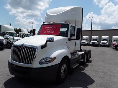 International LT625 Day Cab Truck - 400HP, 12 Speed Automatic