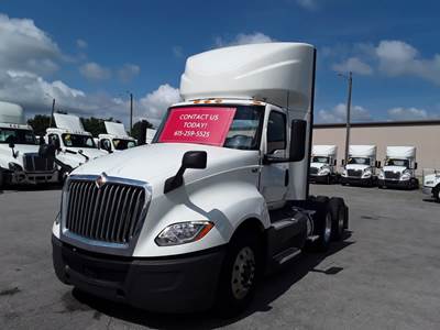 International LT625 Day Cab Truck - 400HP, 12 Speed Automatic