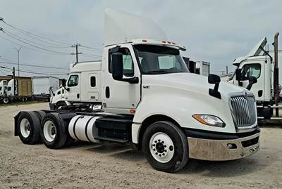 International LT625 Day Cab Truck - 400HP, 10 Speed Automatic