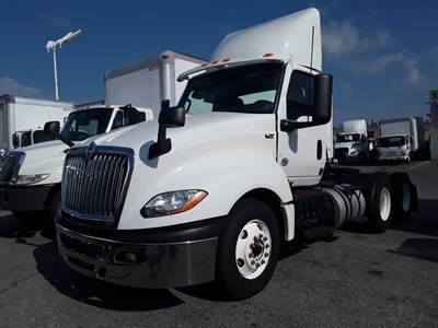 International LT625 Day Cab Truck - 450HP, 10 Speed Automatic