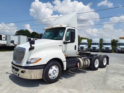 International LT625 Day Cab Truck - 400HP, 10 Speed Automatic