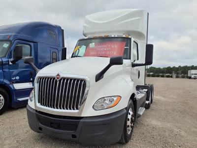 International LT625 Day Cab Truck - 400HP, 12 Speed Automatic