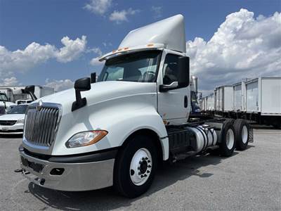 International LT625 Day Cab Truck - 400HP, 10 Speed Automatic