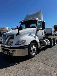 International LT625 Day Cab Truck - 430HP, 10 Speed Automatic