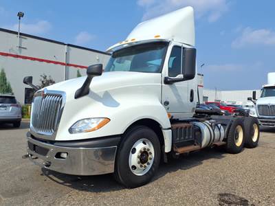 International LT625 Day Cab Truck - 400HP, 10 Speed Automatic